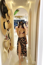 Load image into Gallery viewer, Fiorella Pareo
