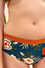 Load image into Gallery viewer, Valvanera Bikini
