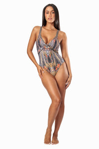 Tura One Piece