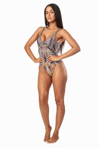 Tura One Piece